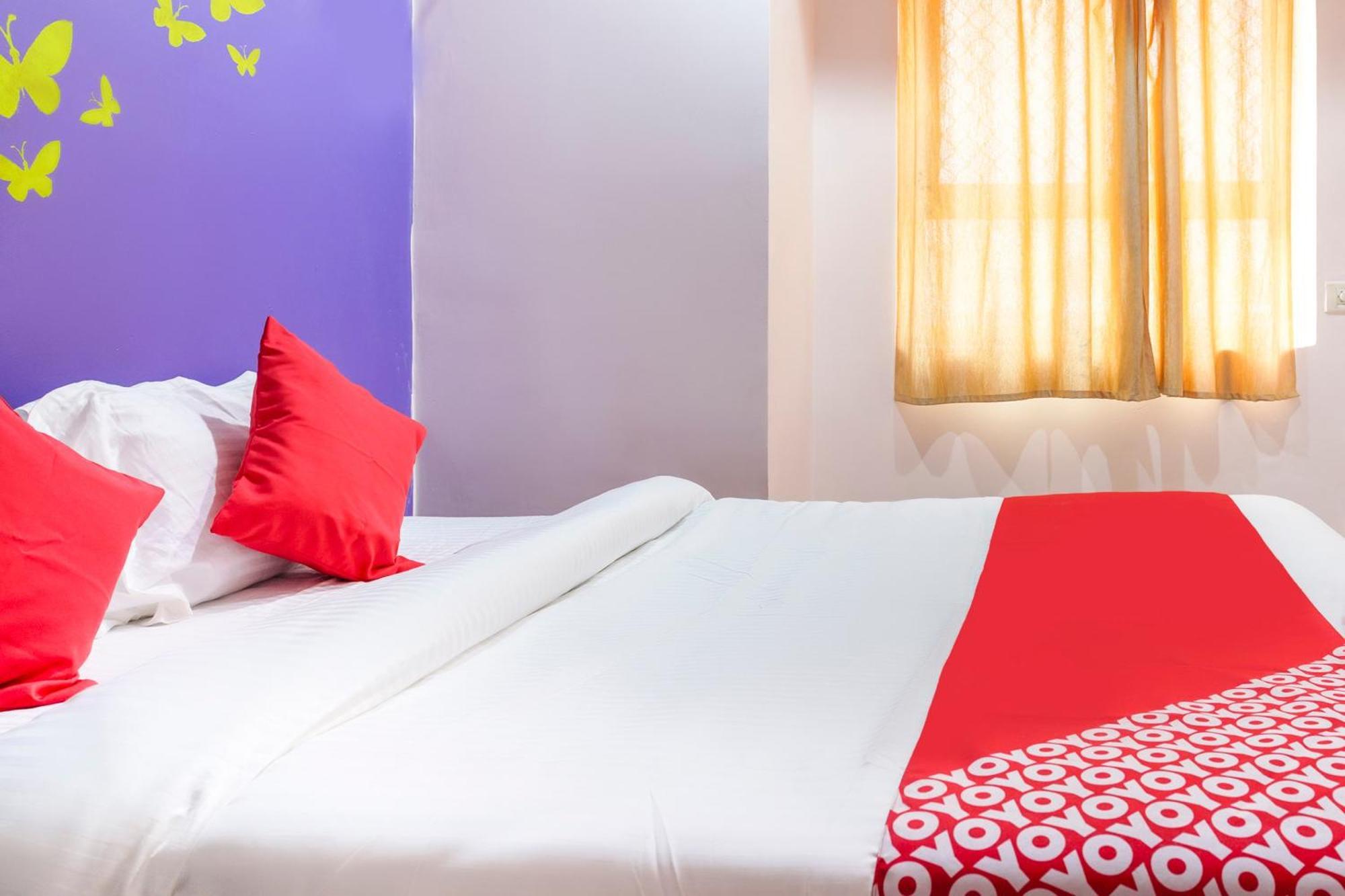 Spot On Sunshine Inn 海得拉巴 外观 照片